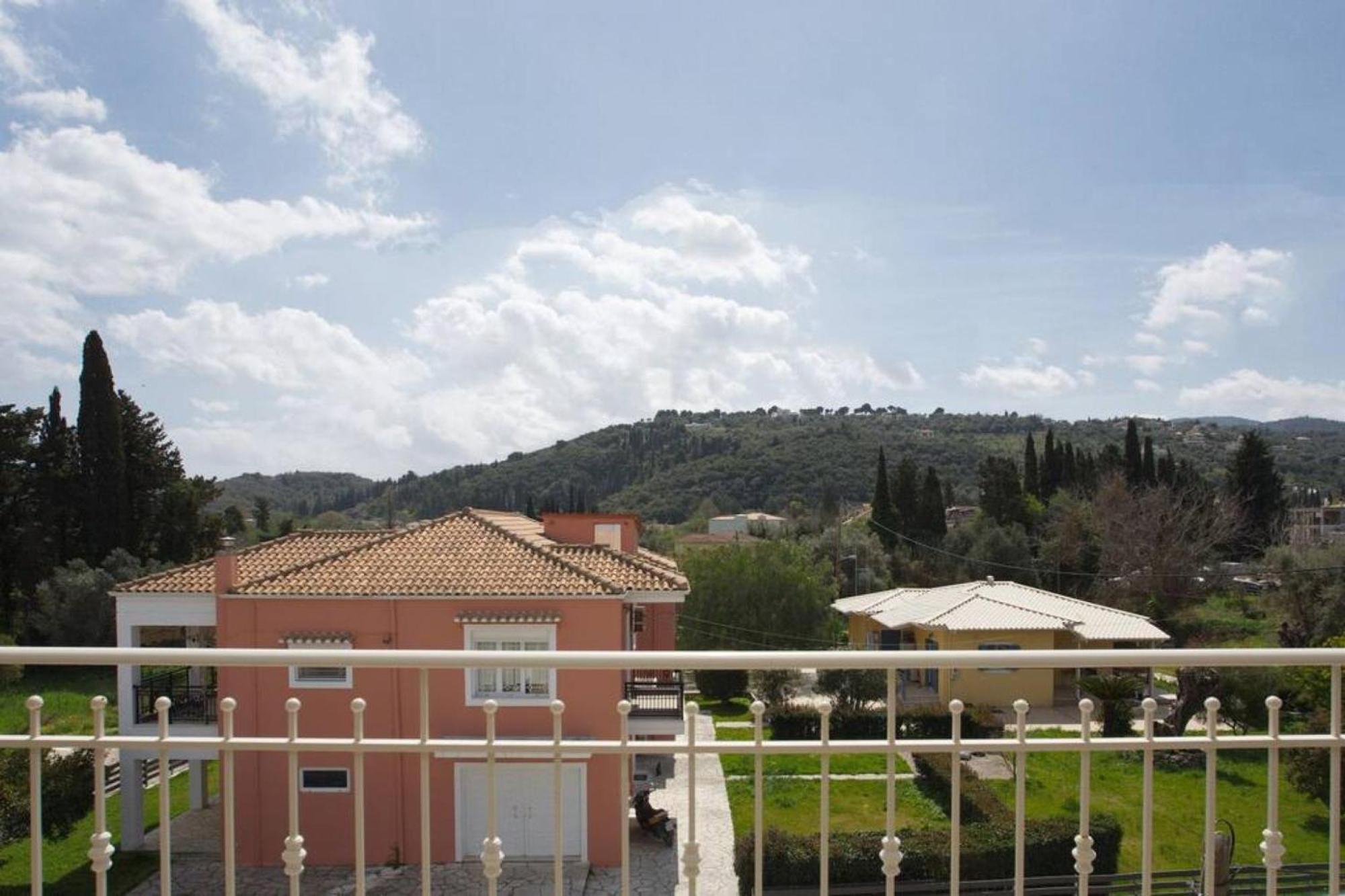 Sunny Apartment Lefkada - Lefkada Bnb Kalligoni Exterior photo