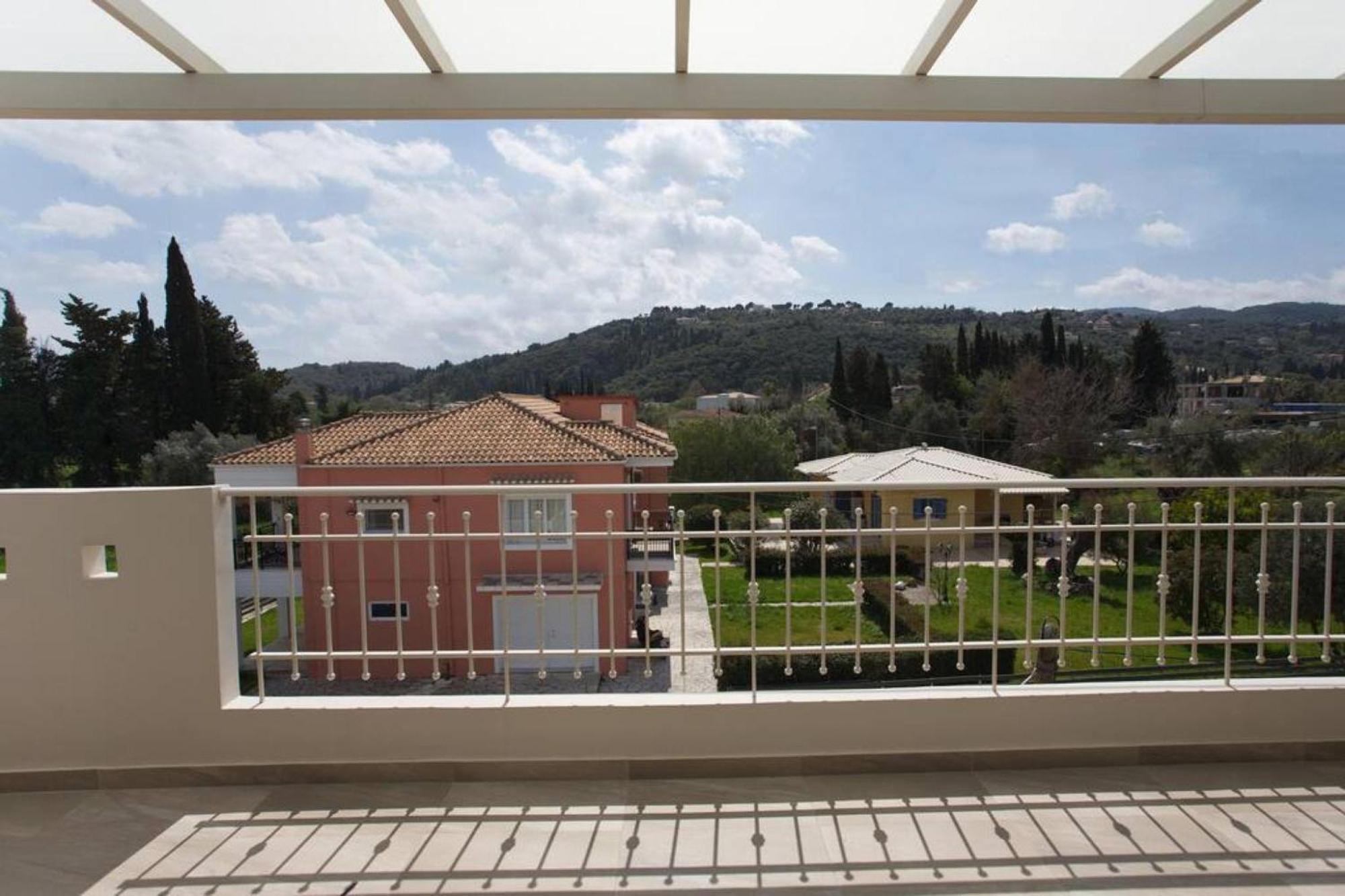Sunny Apartment Lefkada - Lefkada Bnb Kalligoni Exterior photo